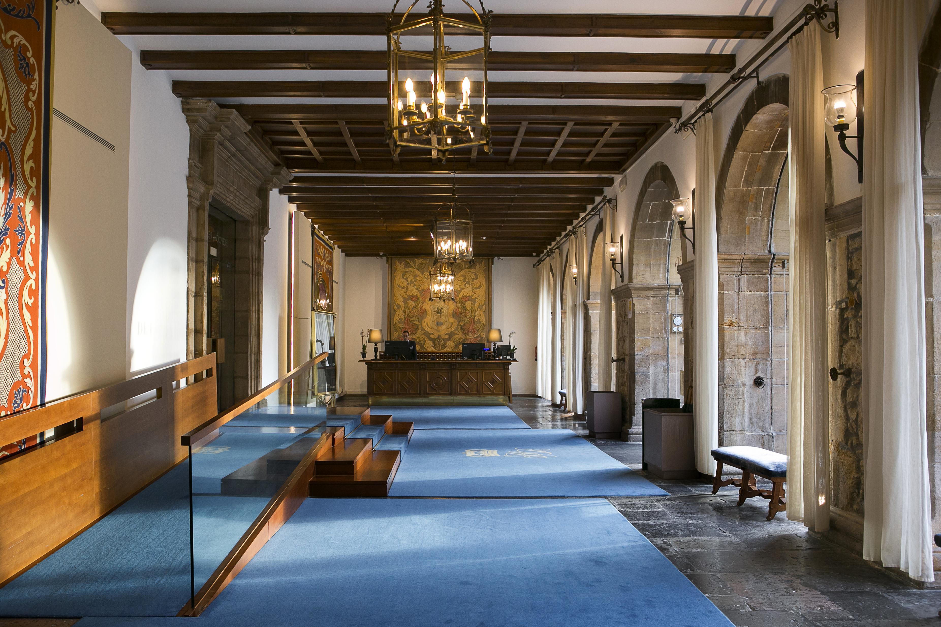 Eurostars Hotel De La Reconquista Οβιέδο Εξωτερικό φωτογραφία The interior of the hotel