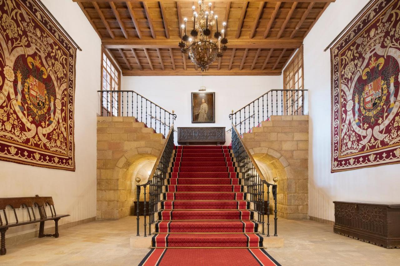 Eurostars Hotel De La Reconquista Οβιέδο Εξωτερικό φωτογραφία The interior of the hotel