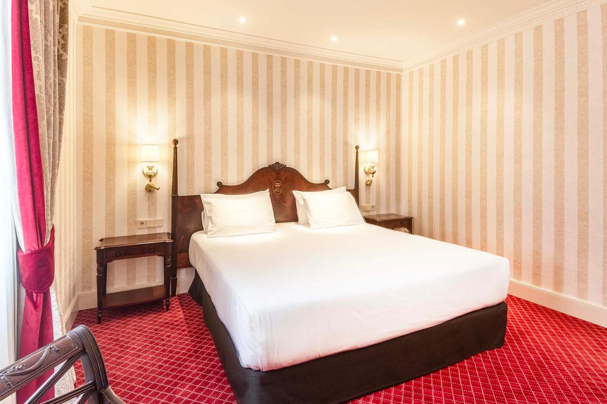 Eurostars Hotel De La Reconquista Οβιέδο Εξωτερικό φωτογραφία A bedroom at the hotel