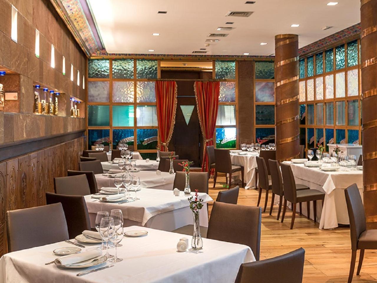 Eurostars Hotel De La Reconquista Οβιέδο Εξωτερικό φωτογραφία Restaurant interior